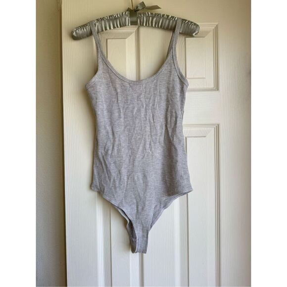 Reformation M grey ribbed tank top bodysuit light gray sleeveless basics - Picture 1 of 7